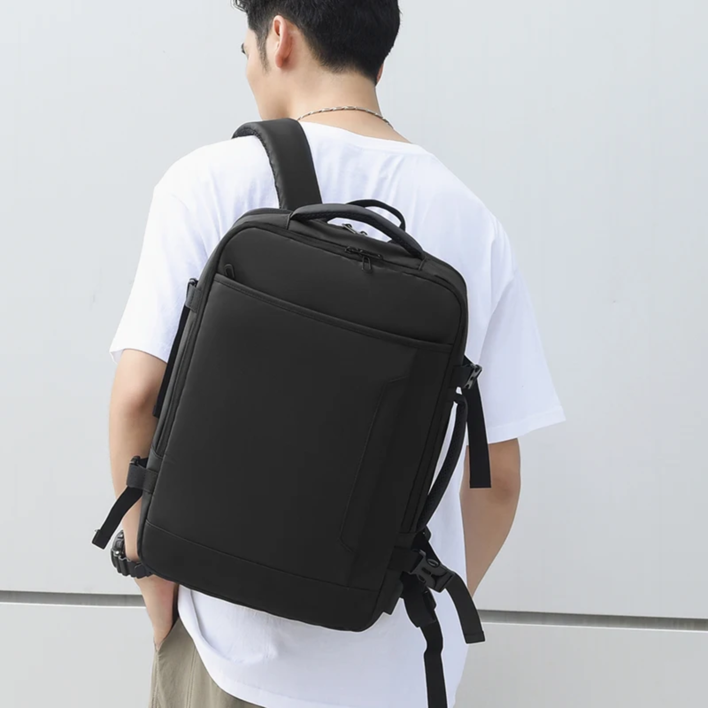 18-inch Expandable Backpack #8856